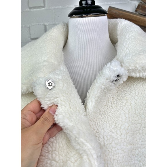 NWT Vigoss Jeans Colorblock Sherpa Jacket - Picture 5 of 10